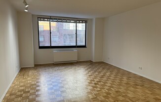 1 bed, 1 bath, 676 sqft, $4,250, Unit 5H