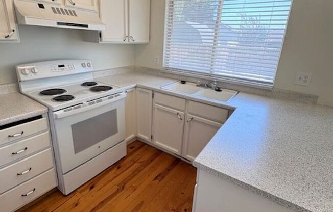 4 Bedroom Home for Rent in Kearns!