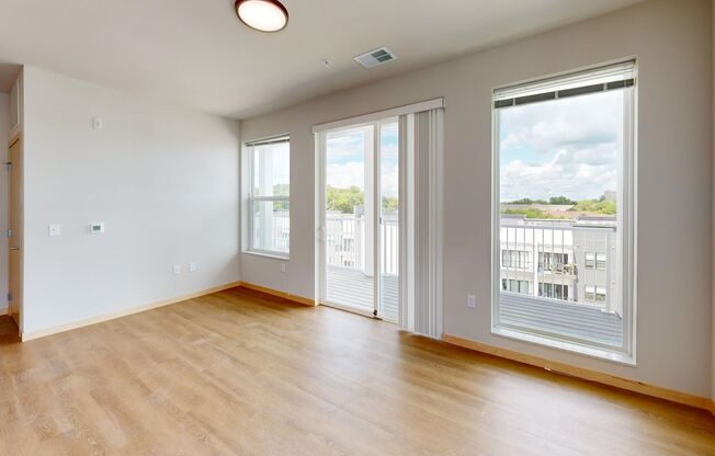 2 beds, 2 baths, 1,066 sqft, $2,200, Unit #202