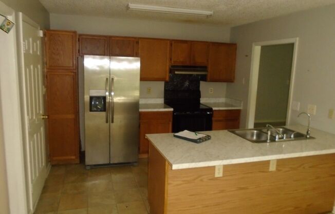 3 beds, 2 baths, $1,500