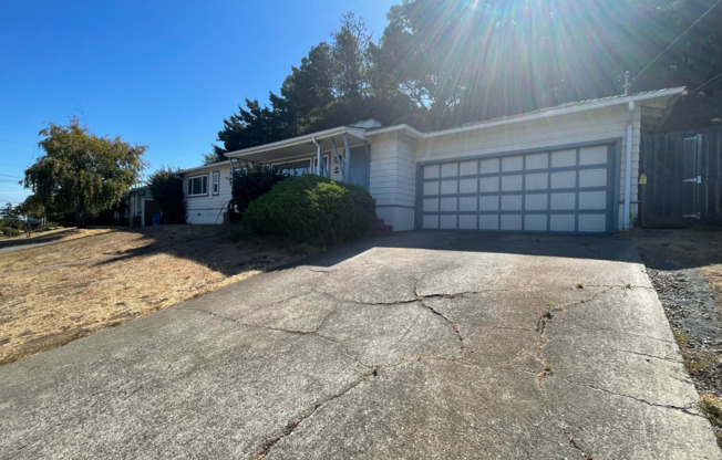 3 Bedroom, 2.5 Bath Home in San Mateo near Hillsdale