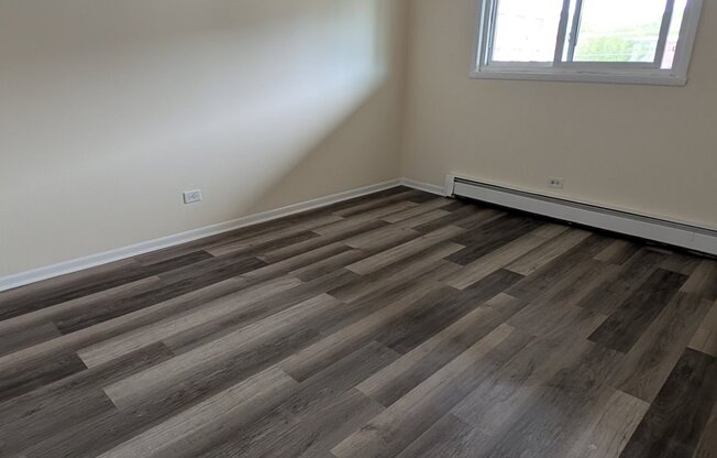 8500 W 87 ST