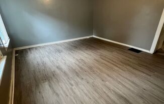 2 beds, 1 bath, $975