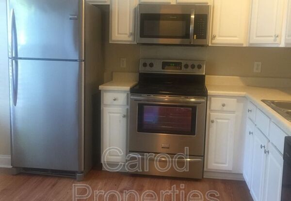 2412 RYERSON CT