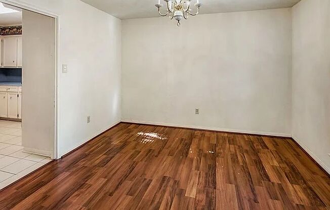 Bryan - 5 bedrooms / 3 bath home near Johnson Elementary