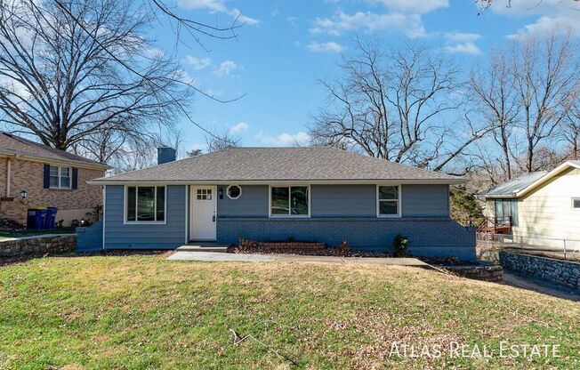 8600 LAMAR AVE