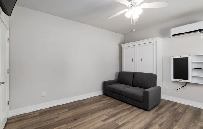 Walking Distance to Campus - Ansley Way STUDIO