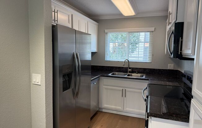 2 beds, 1 bath, 850 sqft, $2,790, Unit 785G