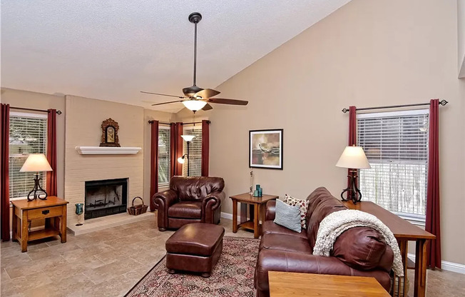 Beautifully maintained 4-bedroom, 3-bathroom house