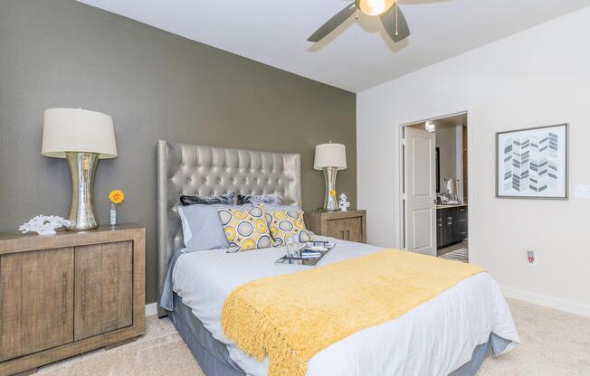 a bedroom with a bed in a hotel room