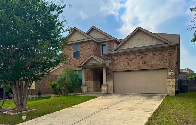 Spacious & Versatile Floor Plan in Prime South New Braunfels Location