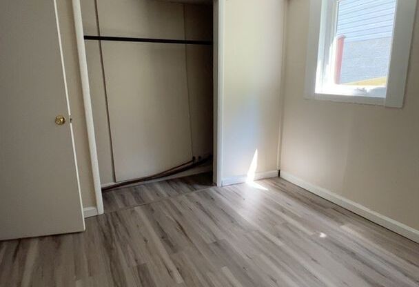 1 bed, 1 bath, 750 sqft, $550, Unit Apt. 1