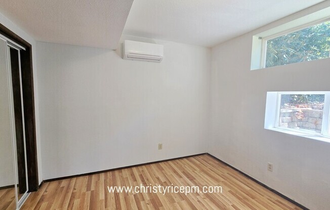 13709 SE 23 ST
