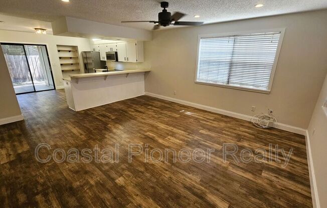 1003 WILLOW POND DR