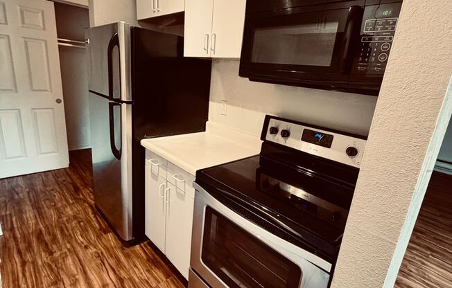 6511 Apartments
