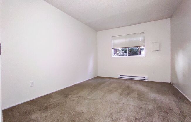 2 beds, 2 baths, 847 sqft, $1,675, Unit 3