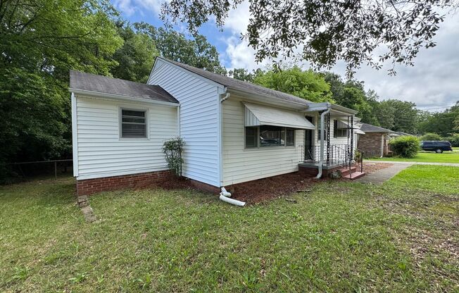 3/1 House in West Rome with bonus room- $1,250