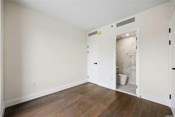 2 beds, 2 baths, $2,800, Unit 2C