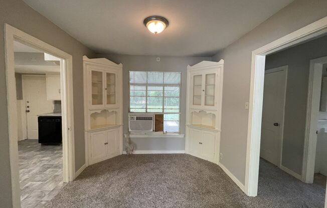 815 Dugan St, Arlington, TX 76010