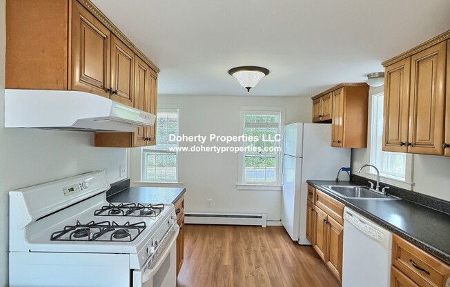 362 MAIN ST