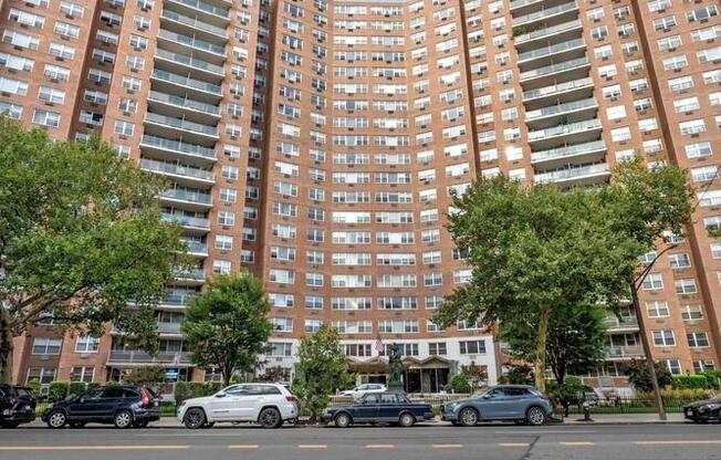 1655 FLATBUSH AVE