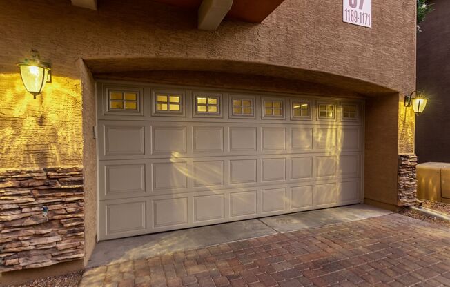 4 beds, 2.5 baths, $2,200, Unit #1171