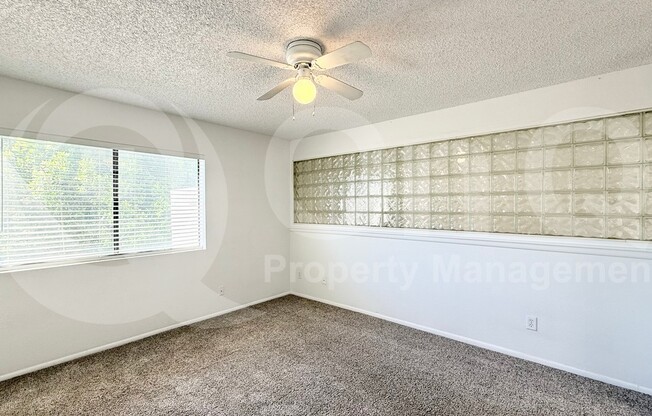 3 beds, 3 baths, 1,391 sqft, $1,899, Unit 1084