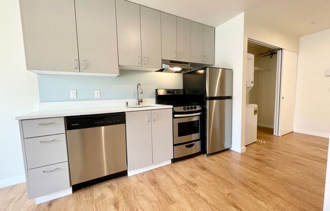 2249 NE 46th Street