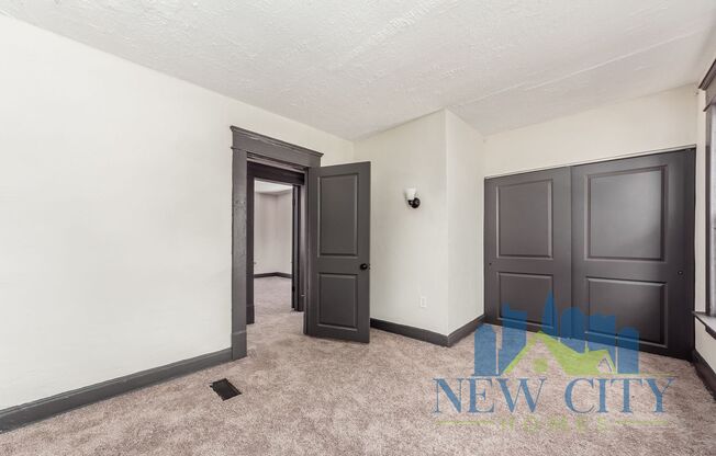 3 beds, 1 bath, $1,374