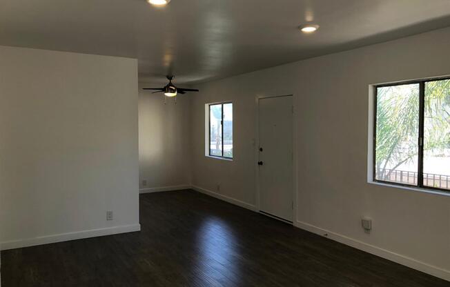 2 beds, 1 bath, 850 sqft, $2,250, Unit 25