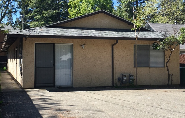 3 beds, 2 baths, $1,785