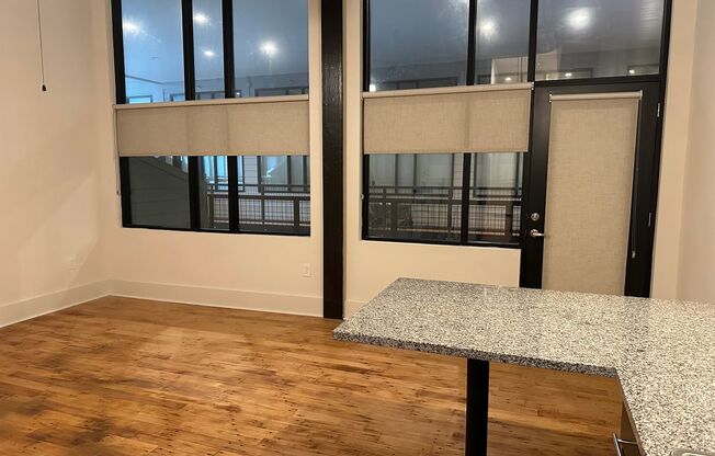 1 bed, 1 bath, 744 sqft, $1,275, Unit W205