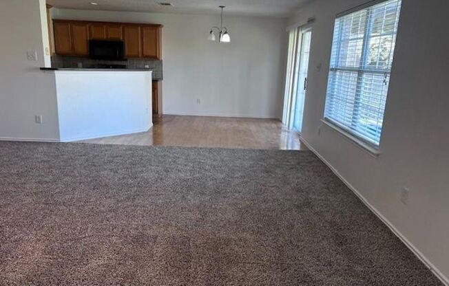 3 beds, 2.5 baths, $2,500