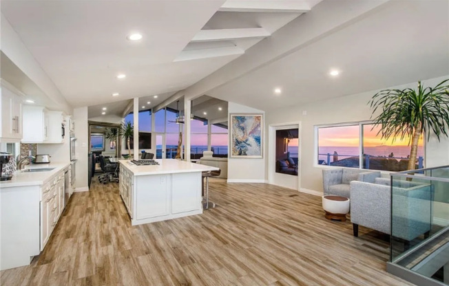 2 Camel Point Drive