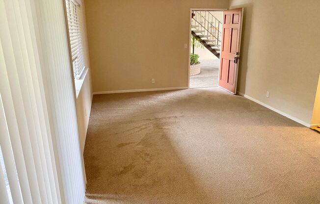 Sunny Terra Linda 2bed/1 ba. New Appliances! New Carpets! Parking! Storage! Pool! - PROGRESSIVE