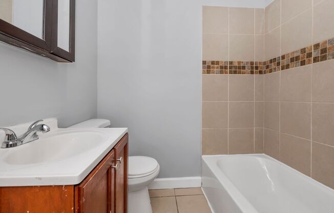 Studio, 1 bath, 350 sqft, $995, Unit 4234 - 1N