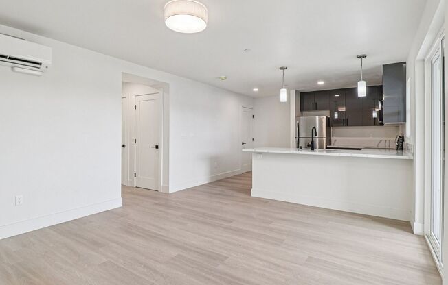 2 beds, 2 baths, 818 sqft, $3,095, Unit 143