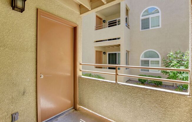3 beds, 2 baths, $1,520, Unit # 1039