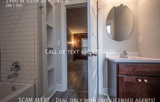 1960 W 65th St
