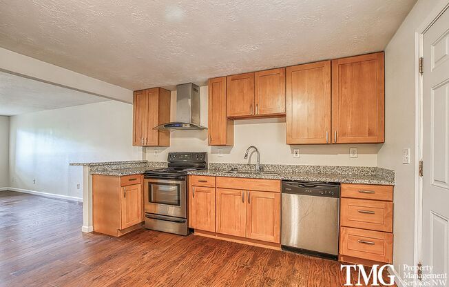 2 beds, 1 bath, 850 sqft, $1,450, Unit 203