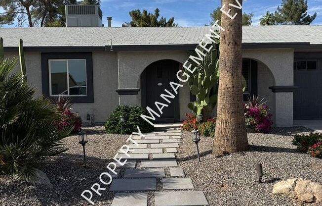 3914 E SURREY AVE