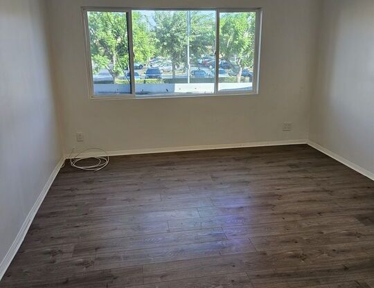 3 beds, 2 baths, 1,800 sqft, $3,955