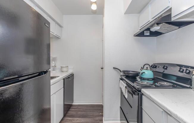 Home - The Oasis Apartments and Townhomes - Houston, TX
