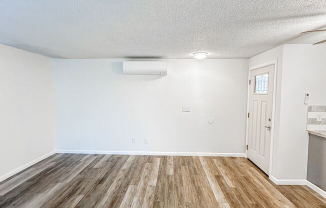 1 bed, 1 bath, 750 sqft, $1,275, Unit 1875F