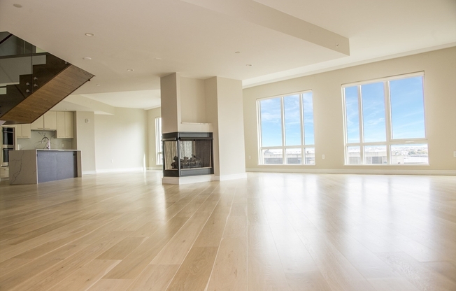3 beds, 3.5 baths, 3,736 sqft, $22,000, Unit 1102