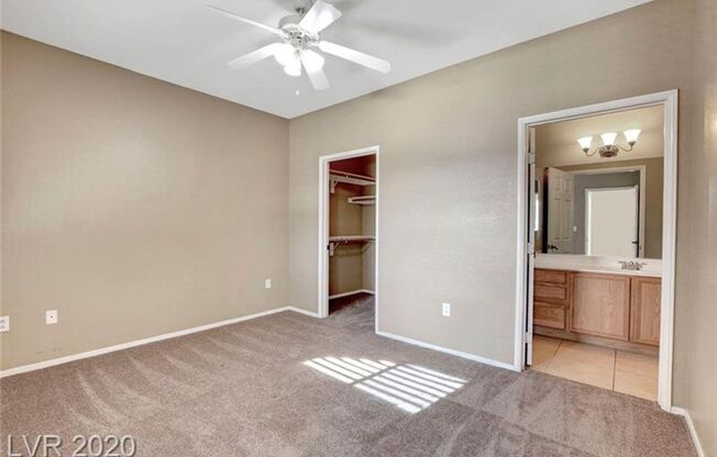 2 beds, 2 baths, $1,300, Unit # 209