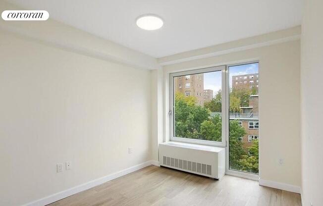109 E 115 ST
