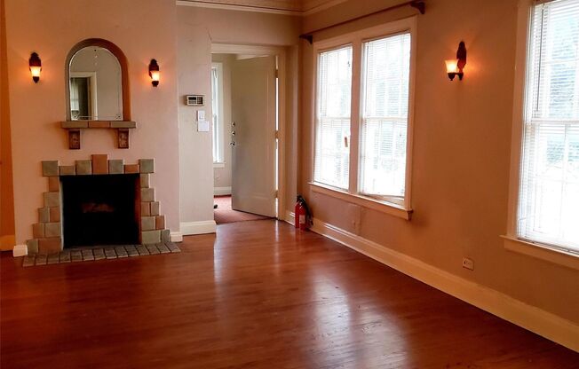 1 Bedroom, 1.1 Bath East Dallas Tudor Style Duplex