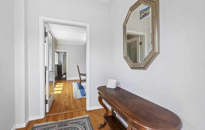 17 GILBERT ST