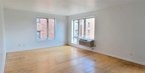 112 2 NORTHERN BLVD